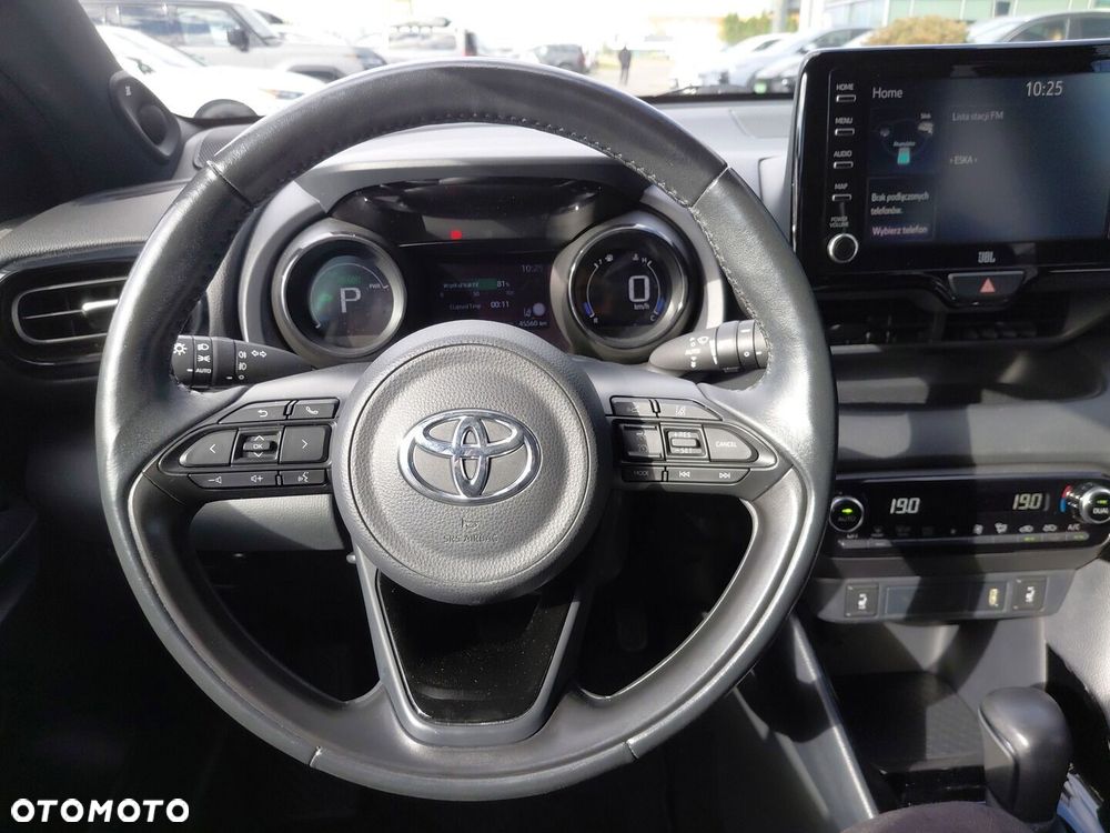 Toyota Yaris Hybrid 1.5 Selection Style - 16
