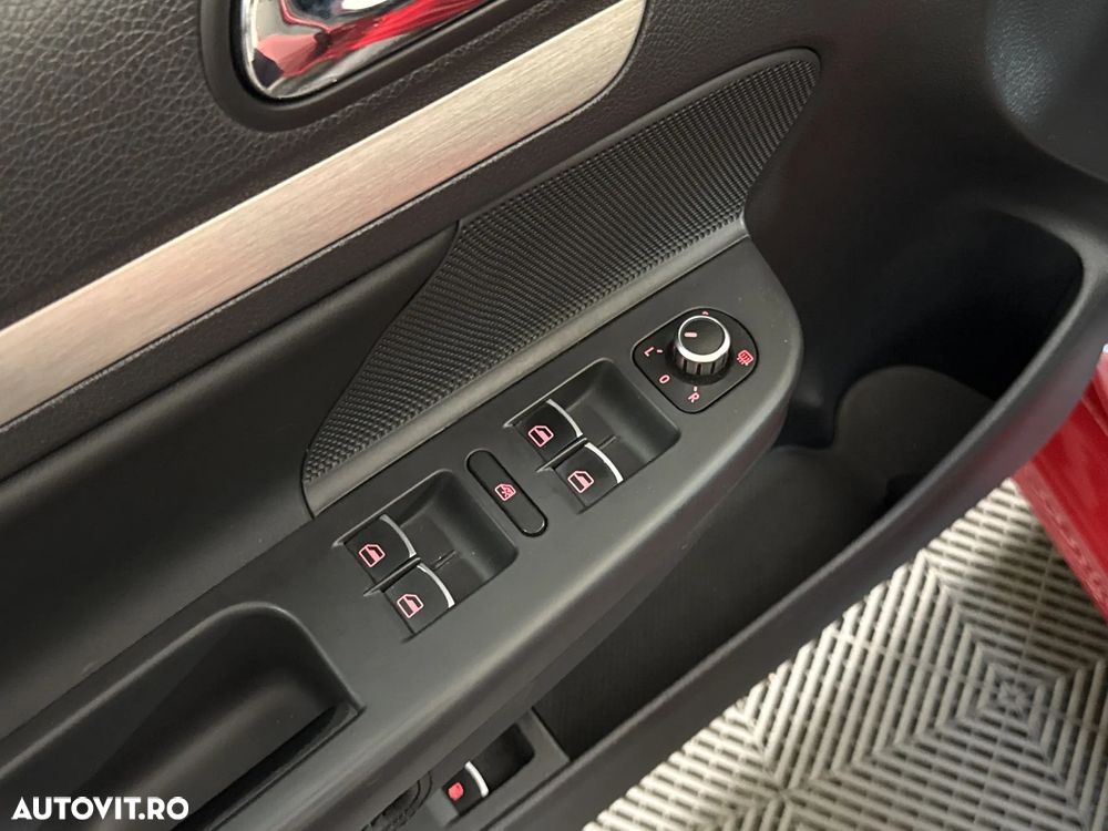 Volkswagen Golf 2.0 GTI - 14