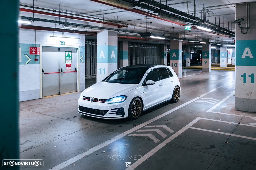 VW Golf - 1