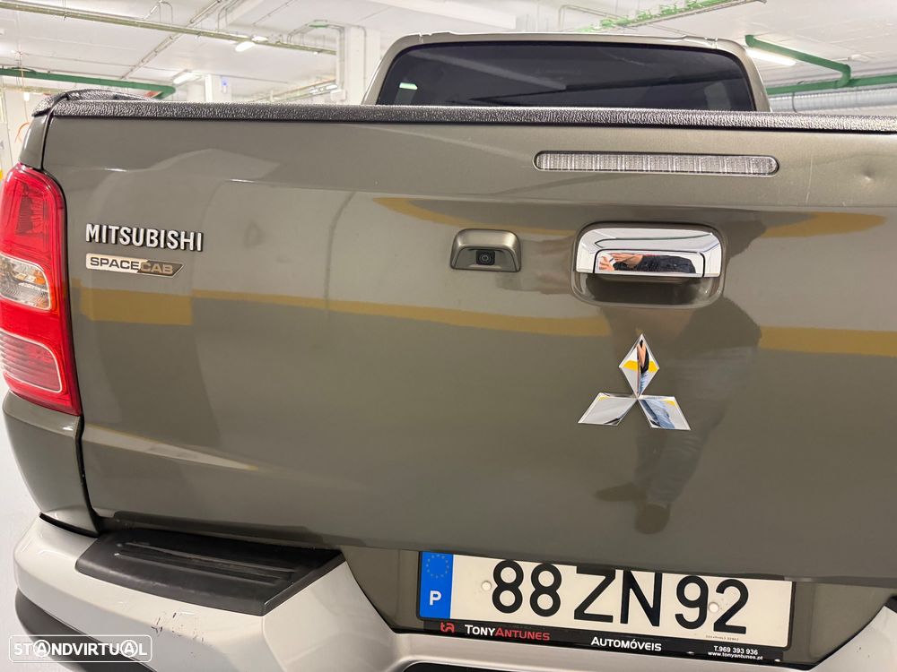 Mitsubishi L200 2.4 DI-D CD Intense Sport Space Cab Strakar 4WD - 6