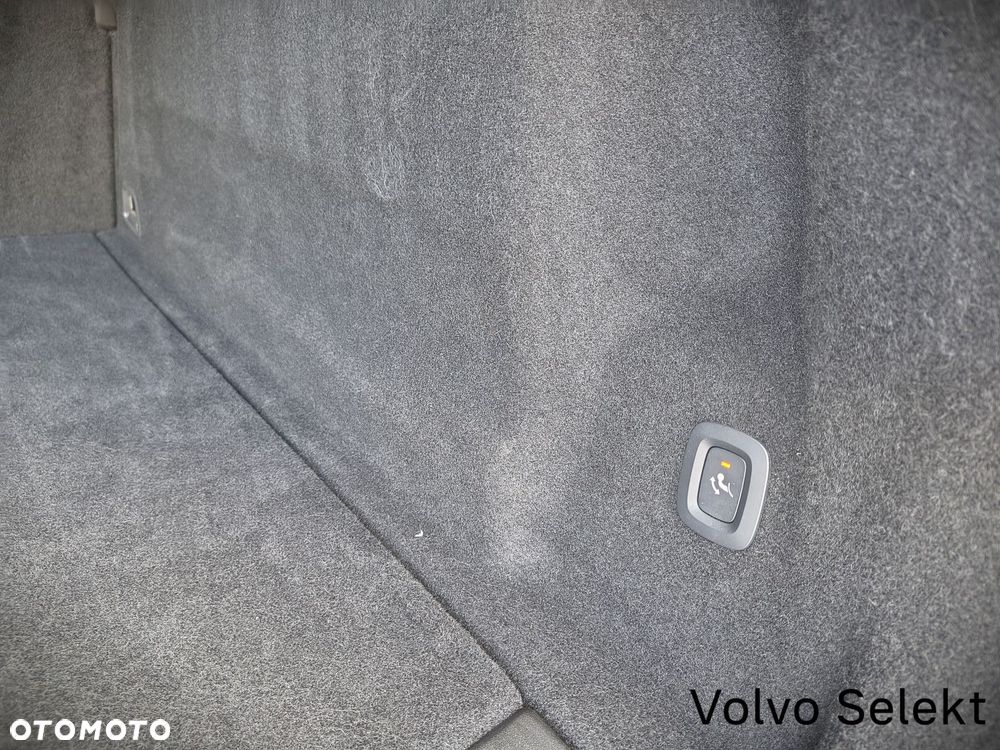 Volvo XC 60 - 33
