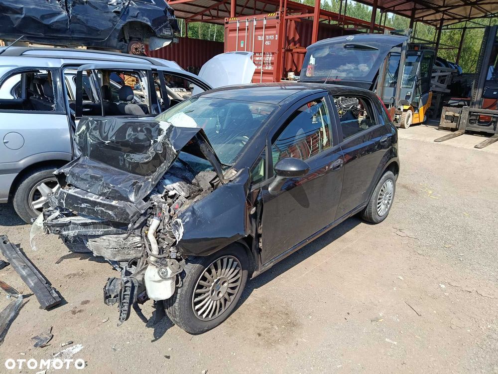 Fiat Punto 1.4b 2009r NA CZĘŚCI - 3