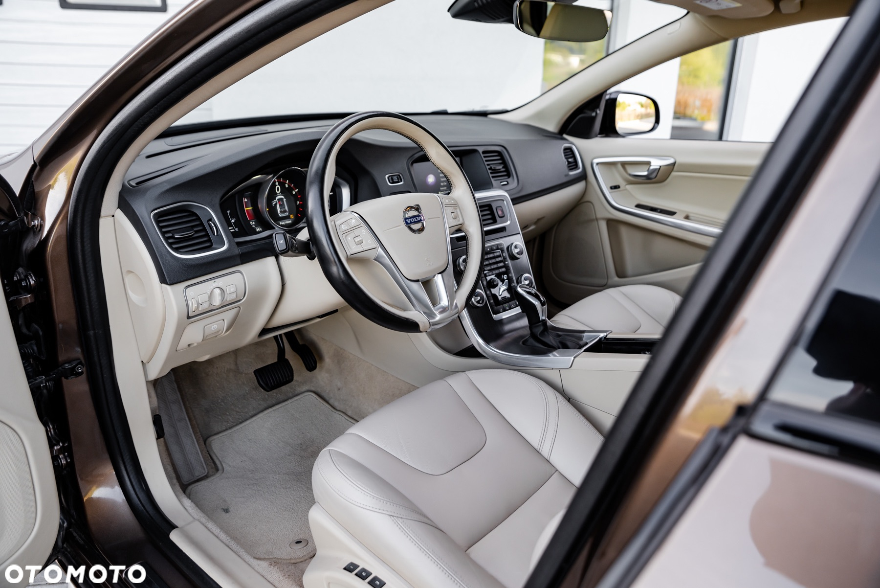 Volvo V60 Cross Country T5 Geartronic Summum - 23