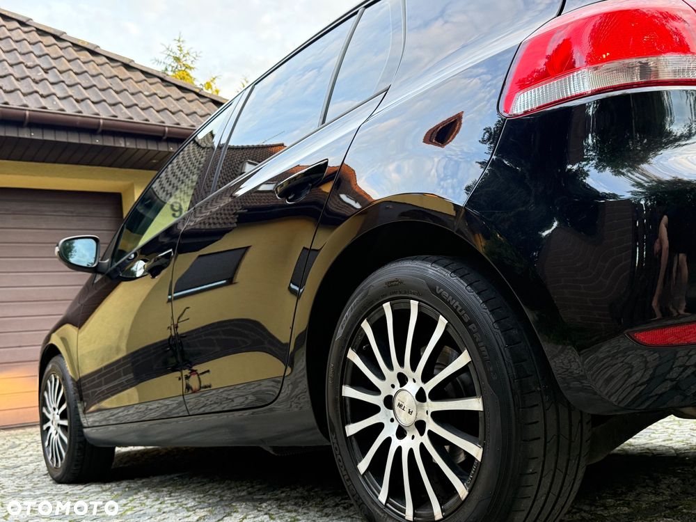 Volkswagen Golf - 13