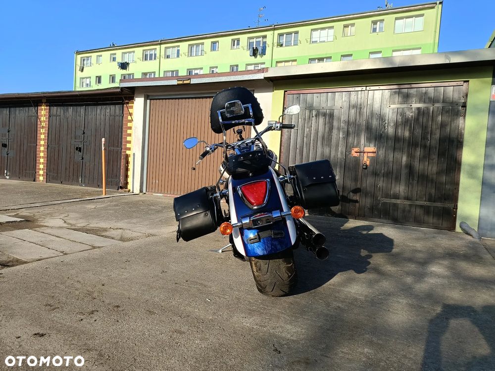 Suzuki Boulevard - 3