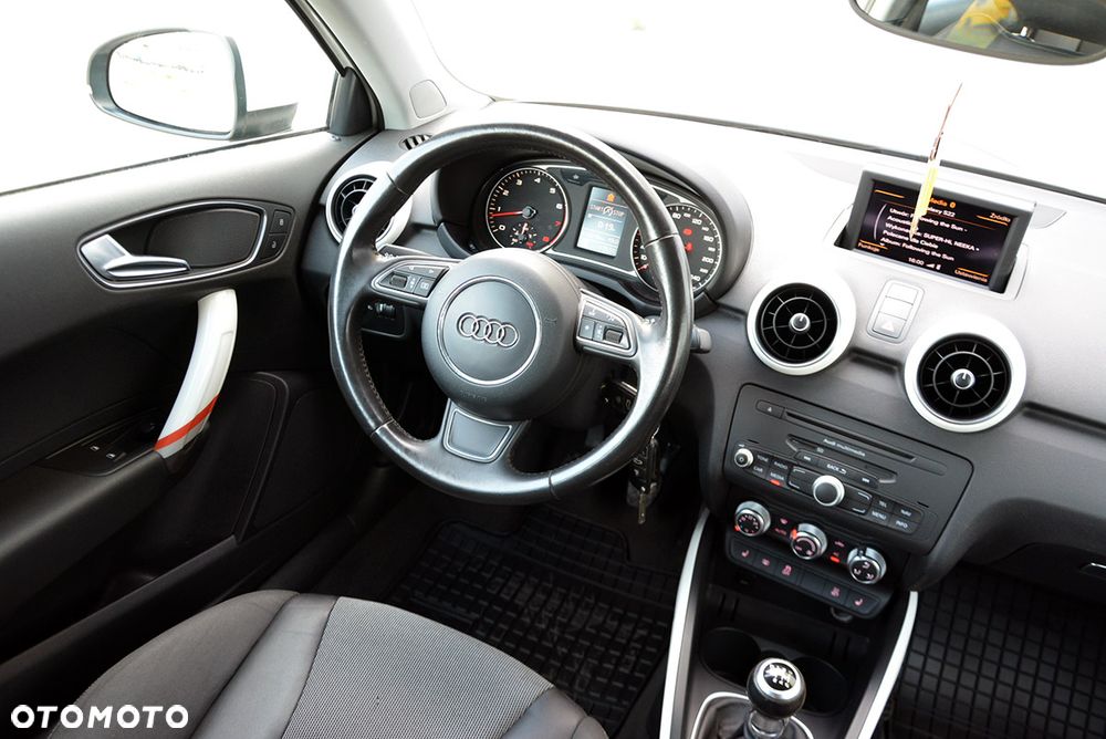 Audi A1 3-drzwiowe 1.4 TFSI sport - 3