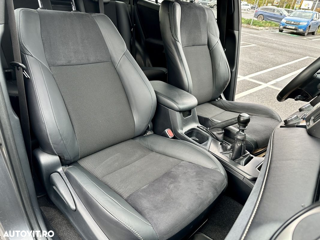 Toyota RAV4 2.0 D-4D 2WD Executive - 7