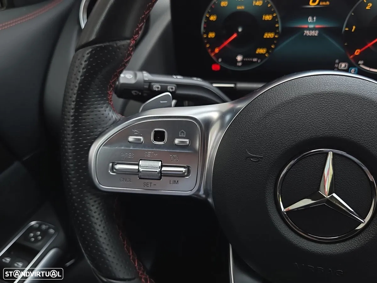 Mercedes-Benz GLA 180 d AMG Line - 14