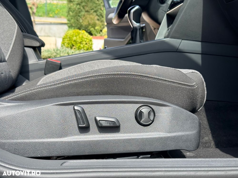 Volkswagen Passat 2.0 TDI SCR - 13