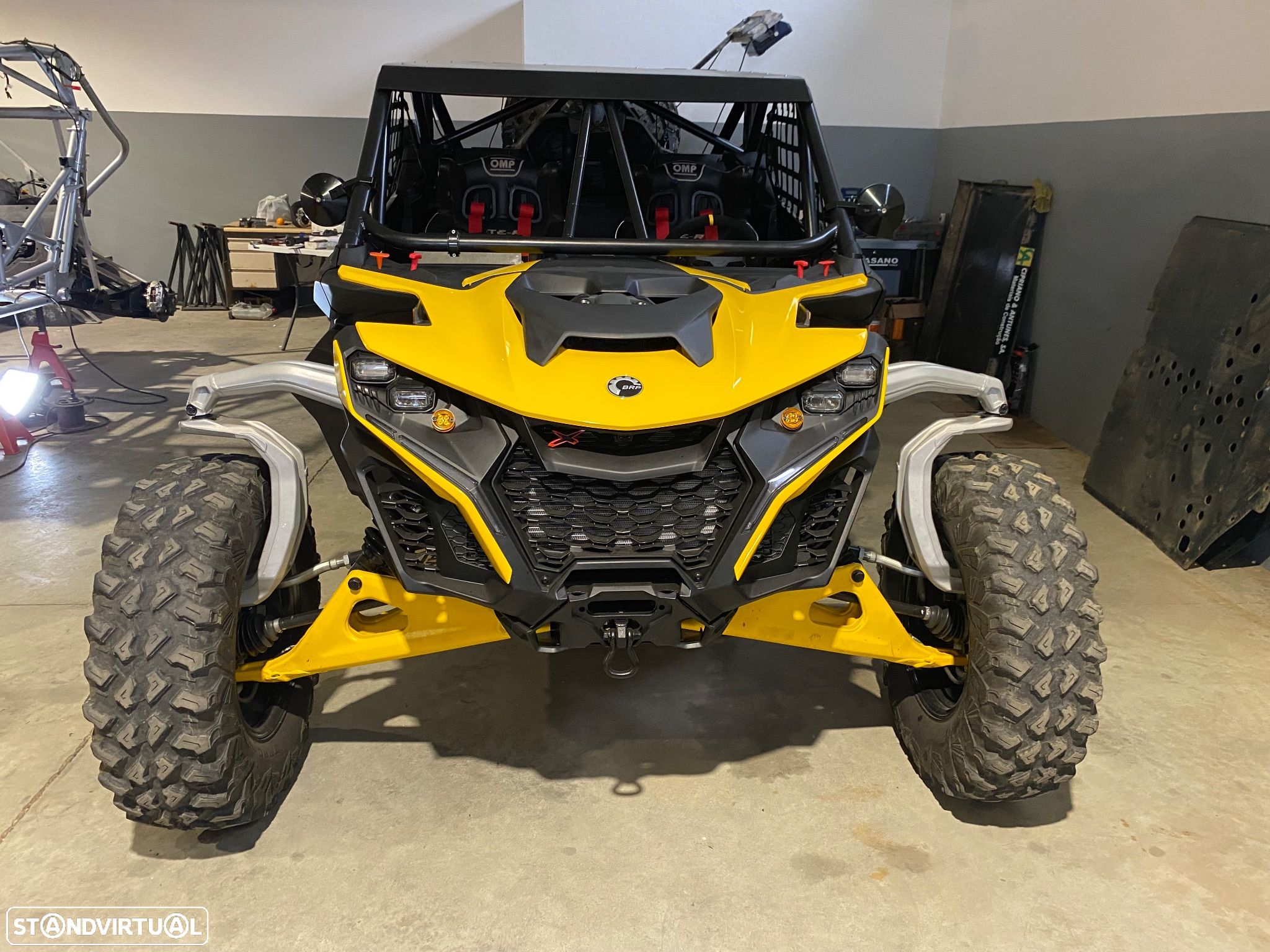 Can-Am Maverick R - 1