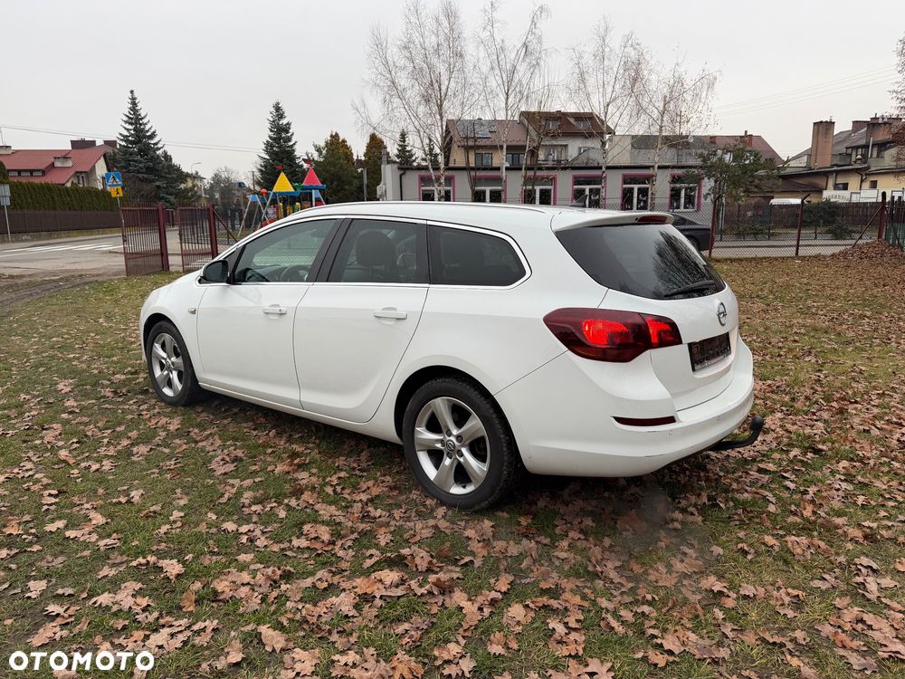 Opel Astra 1.7 CDTI DPF ecoFLEX Start/Stop Edition Sport - 4