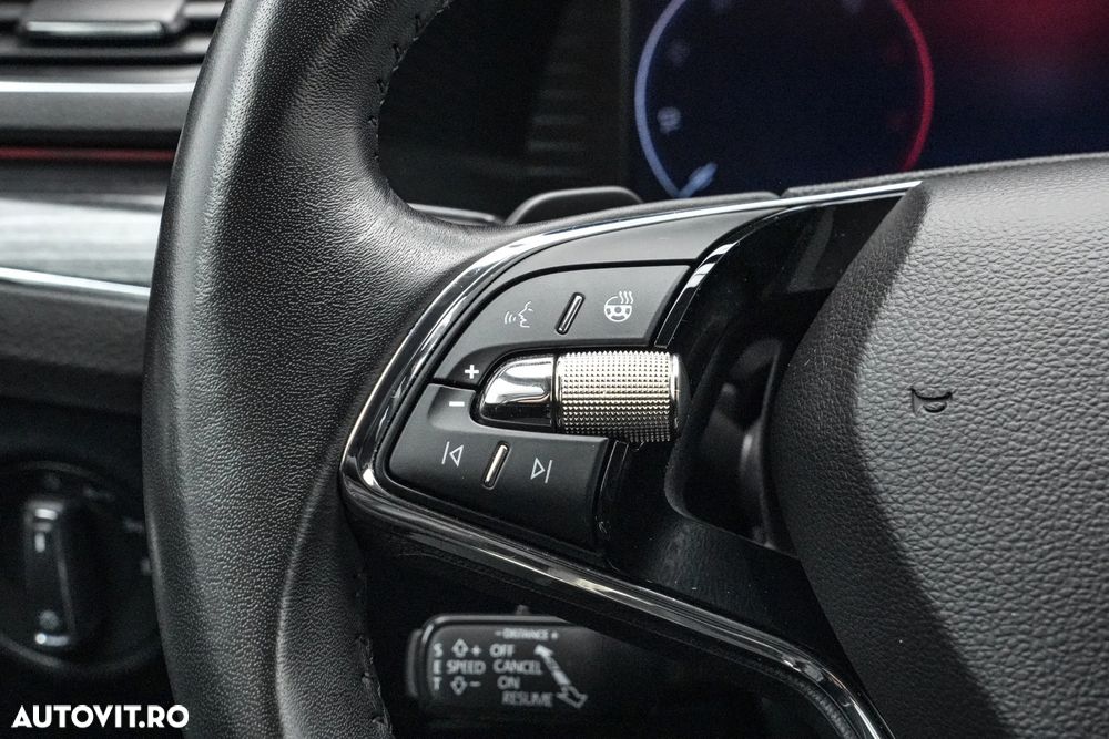 Skoda Superb 2.0 TDI DSG Ambition - 25