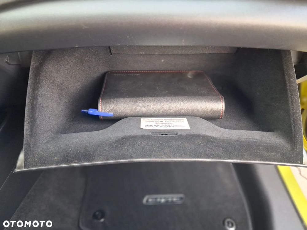 Honda Civic 1.4 i-VTEC Comfort - 34
