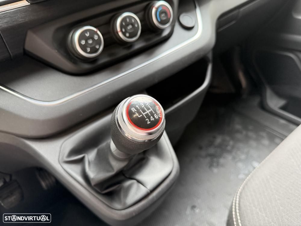 Renault Trafic 2.0 Blue dCi L1 SpaceClass - 16