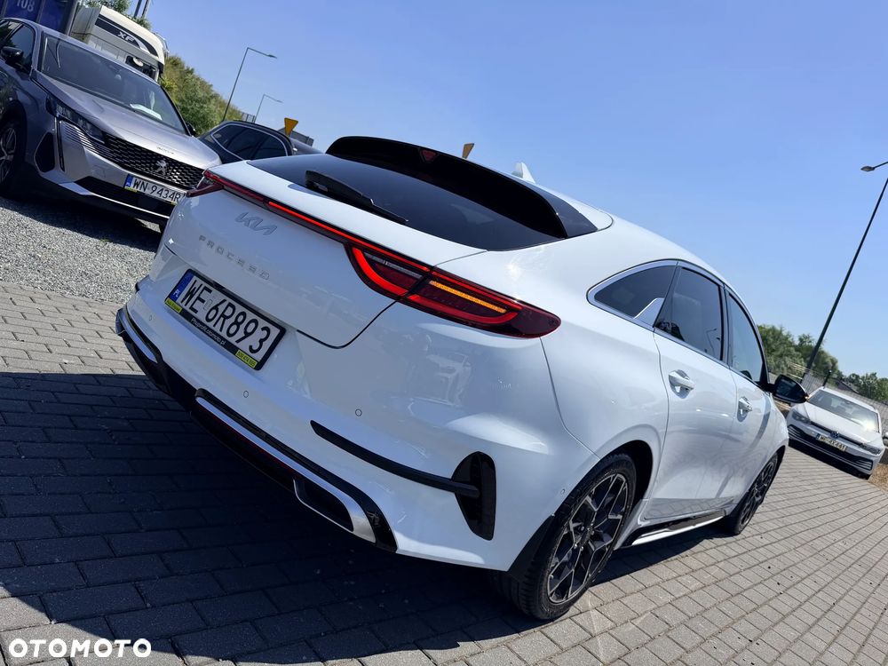 Kia ProCeed 1.5 T-GDI GT Line - 8