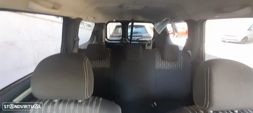 Dacia Logan 1.5 dCi Confort Business - 14