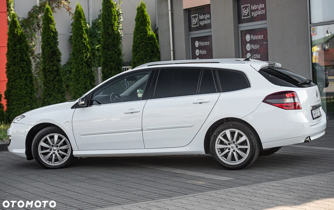 Renault Laguna dCi 150 FAP Start-Stop Bose Edition - 14