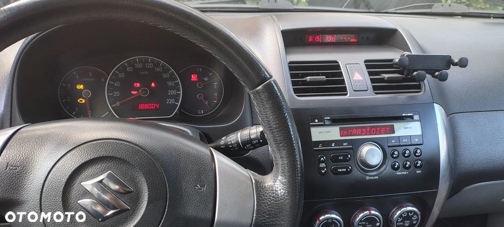 Suzuki SX4 - 9