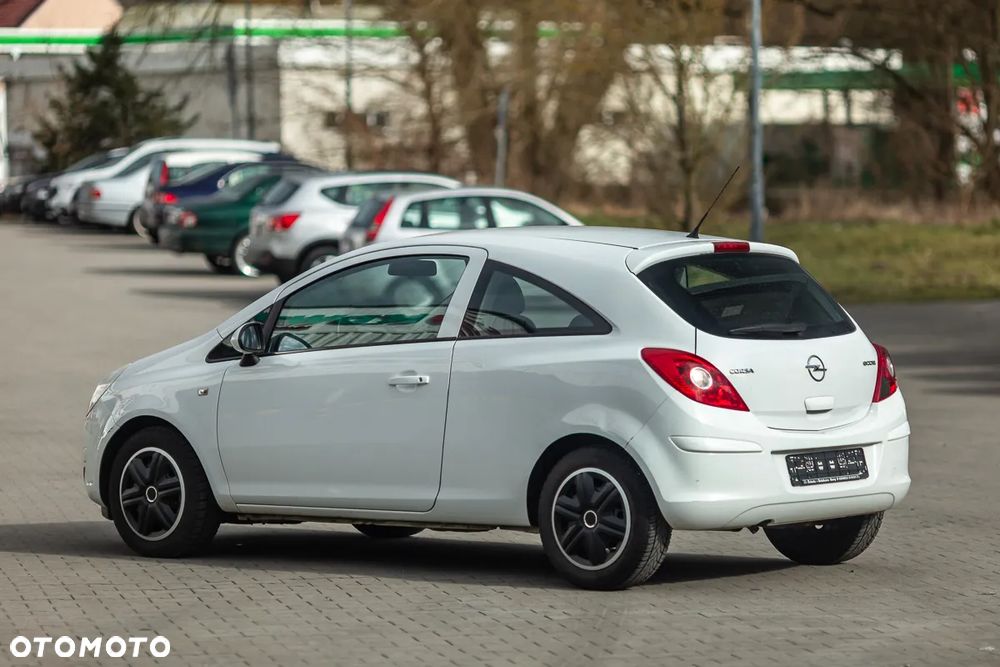 Opel Corsa 1.0 12V - 11