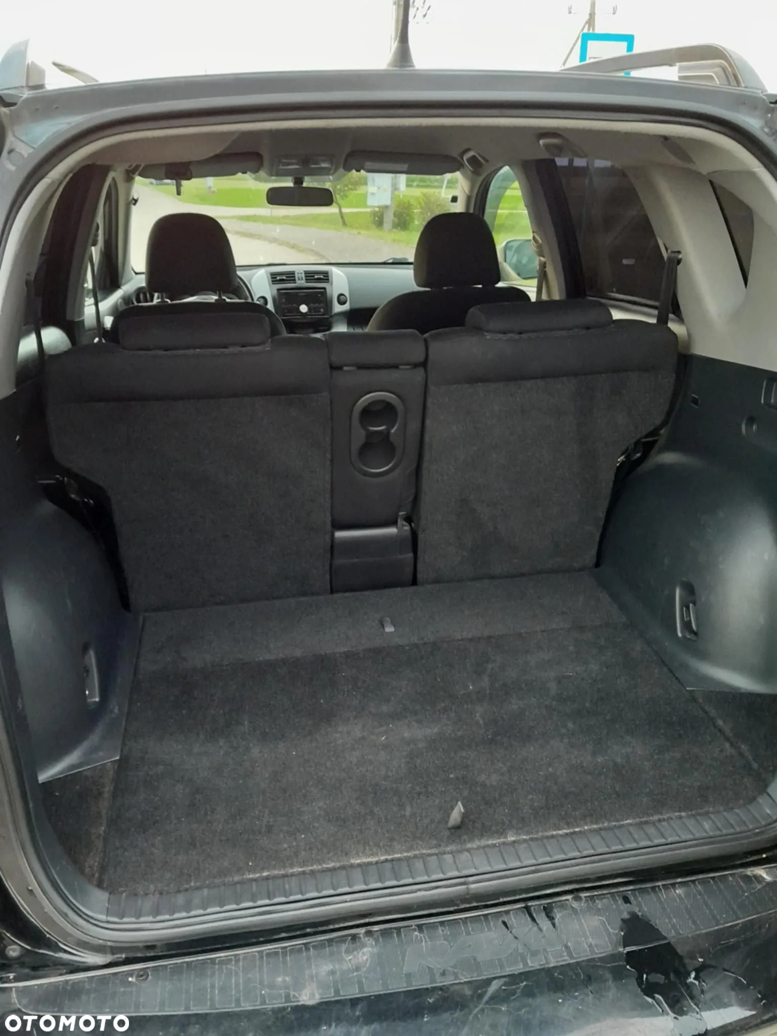 Toyota RAV4 - 16