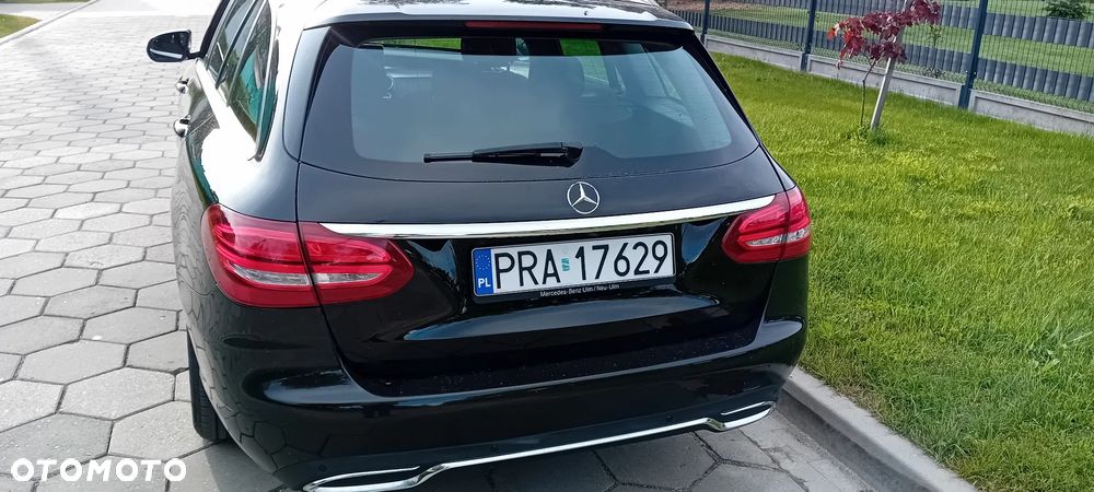 Mercedes-Benz Klasa C 220 CDI BlueEff Edition Classic - 4