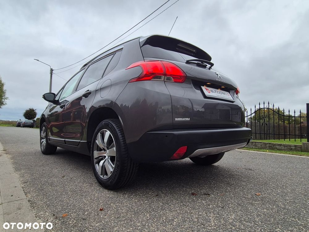 Peugeot 2008 - 13