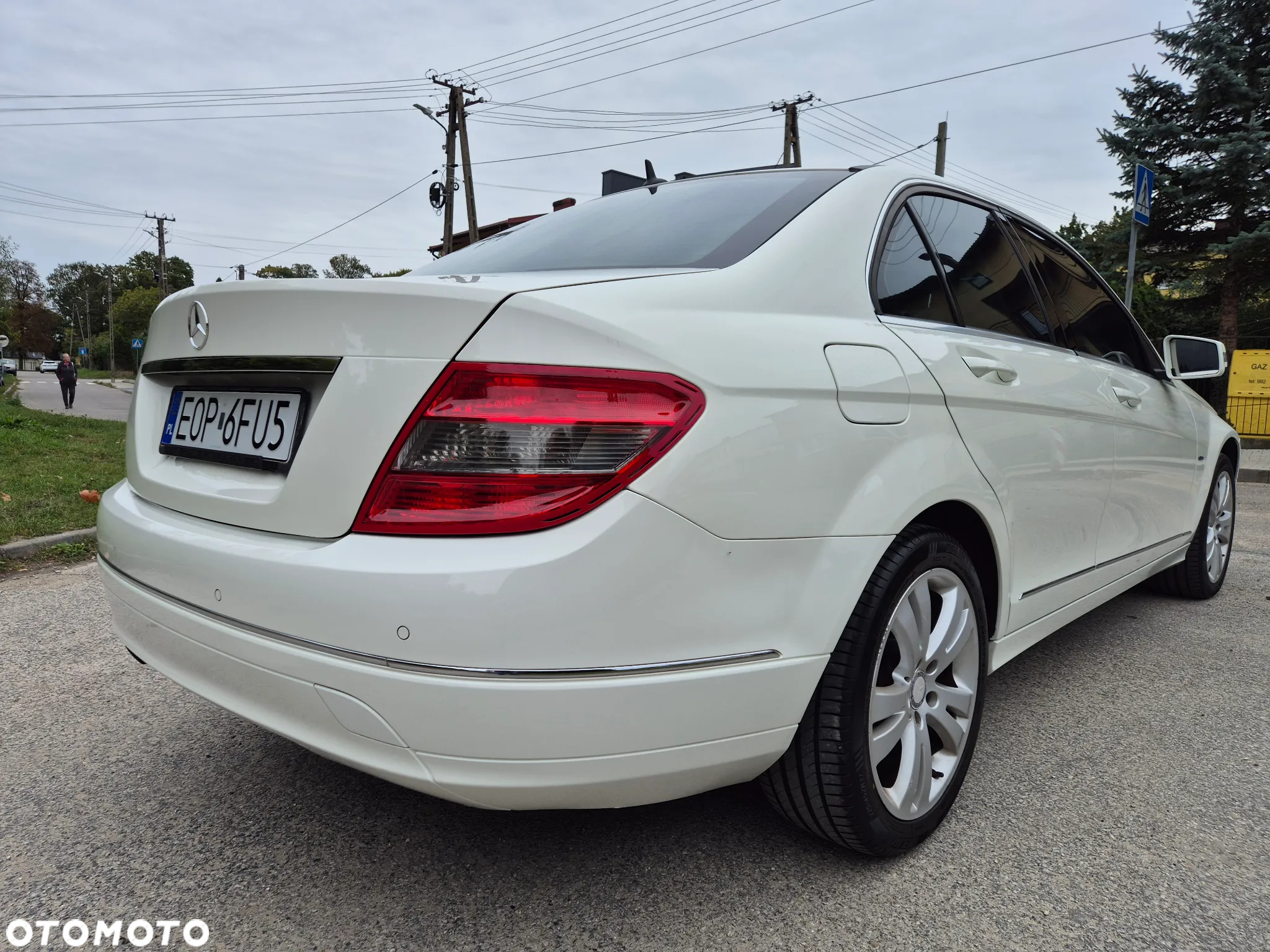 Mercedes-Benz Klasa C 180 T Kompressor BlueEFFICIENCY Avantgarde - 19
