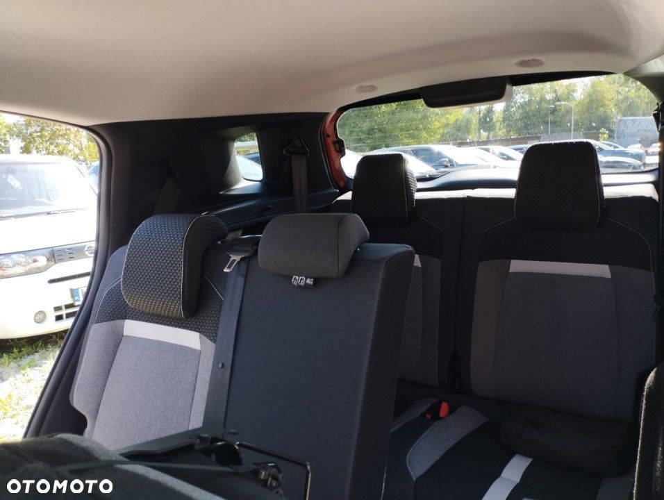 Opel Frontera - 16