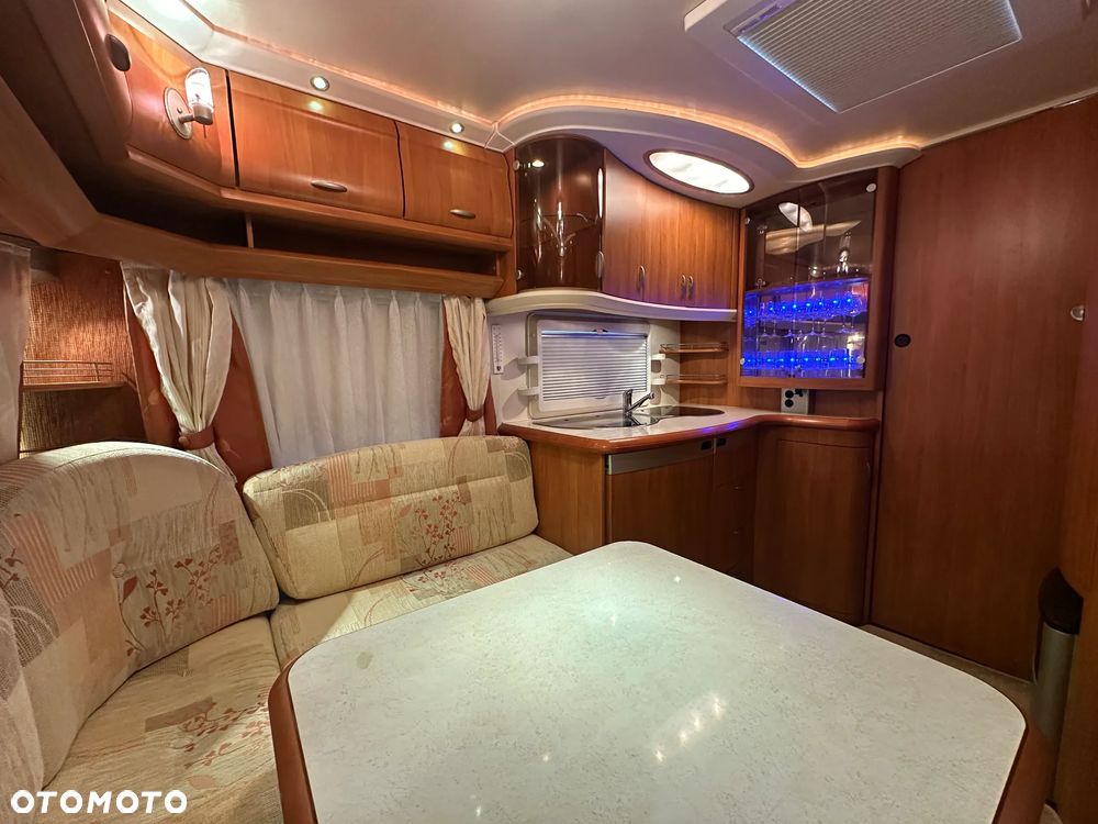 Hobby 460 UFE EXCELLENT z przedsionkiem Isabella. DMC 1300kg !!! - 15