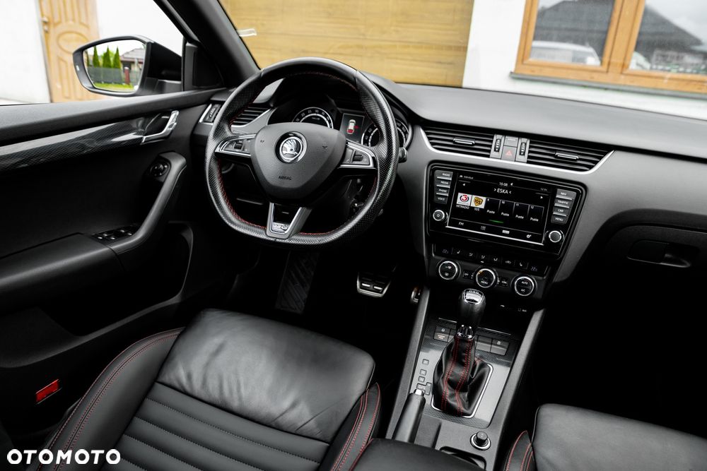 Skoda Octavia 2.0 TDI 4x4 DSG RS - 26