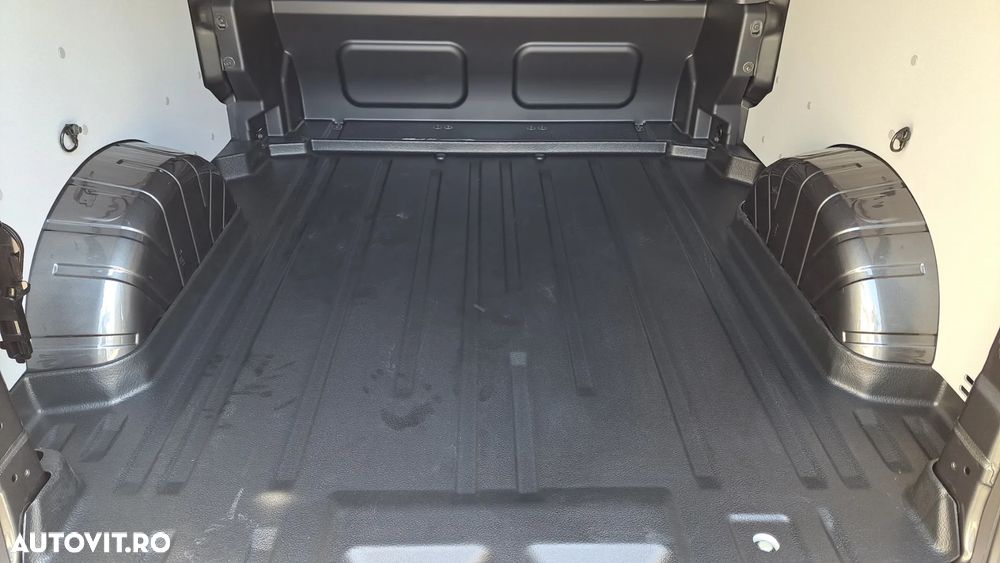 Ford NEW TRANSIT CUSTOM DCIV L2H1 T320 TREND FWD - 27