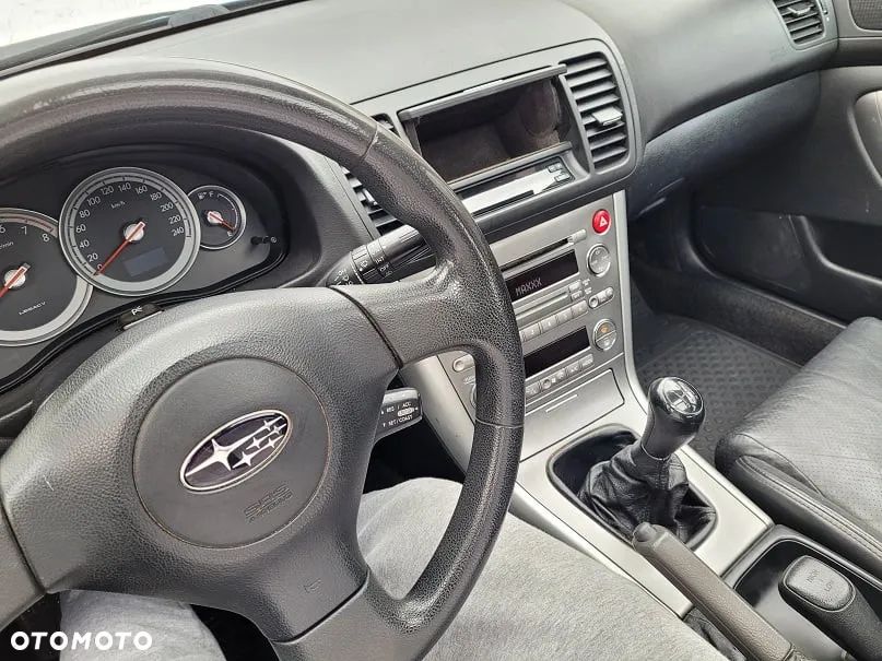 Subaru Legacy 2.0 4WD - 11