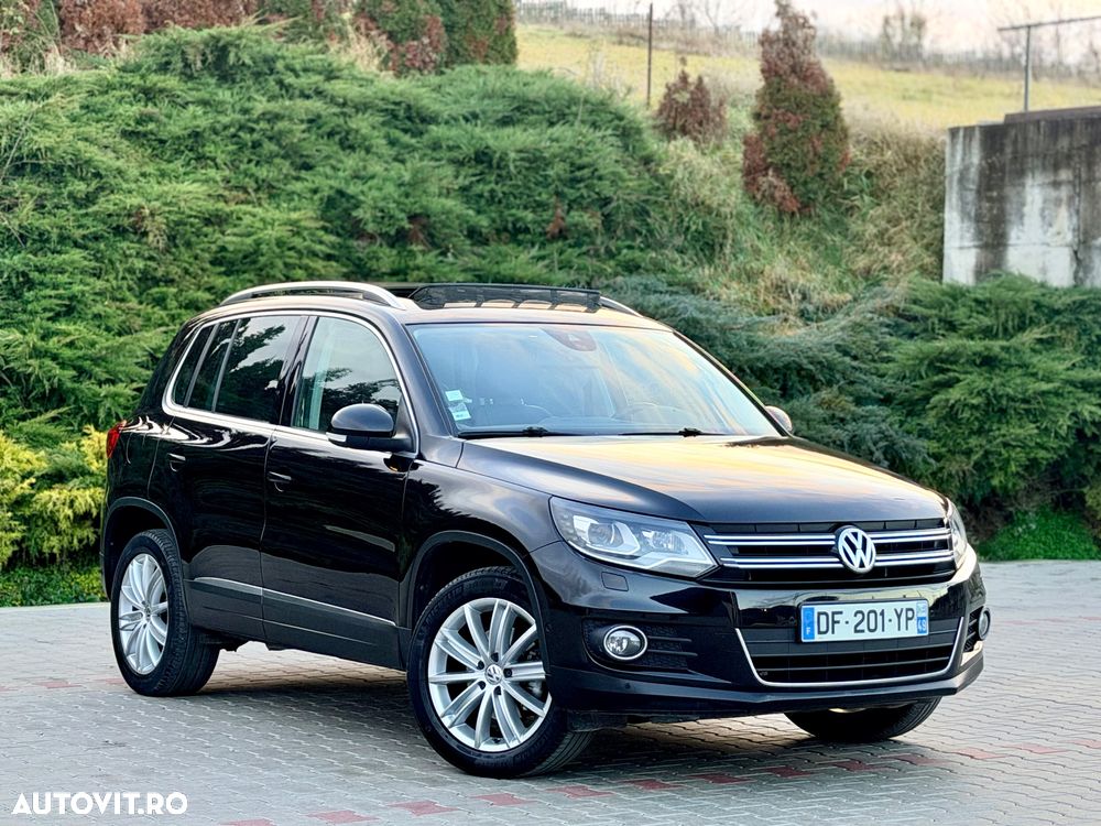 Volkswagen Tiguan - 1