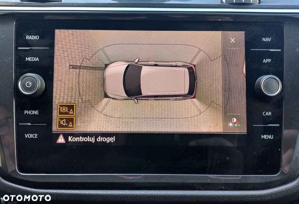 Volkswagen Tiguan - 16