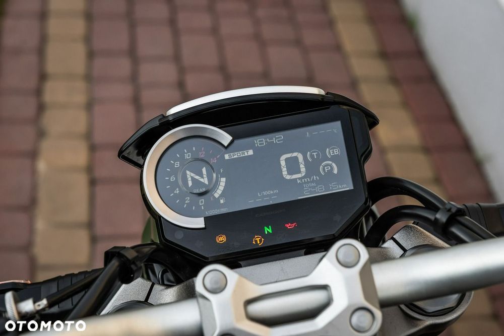 Honda CB - 7