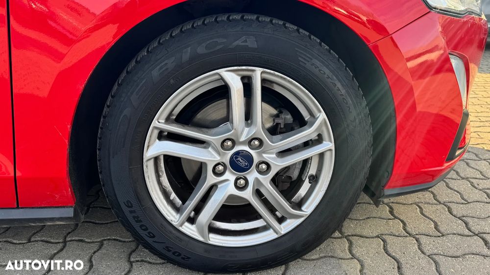 Ford Focus 1.0 EcoBoost Titanium - 15