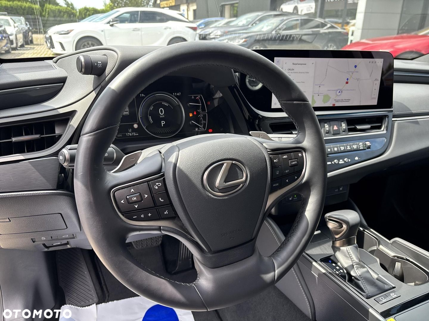 Lexus ES - 15