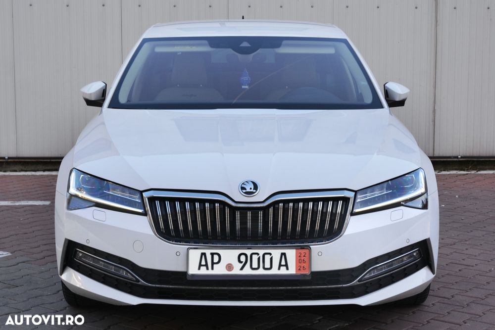 Skoda Superb 2.0 TDI DSG L&K - 4