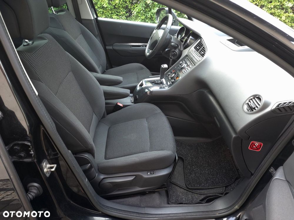 Peugeot 5008 - 5