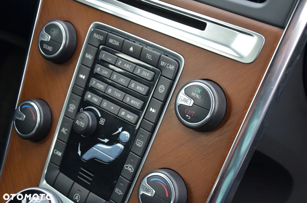 Volvo XC 60 D3 Geartronic Kinetic - 17