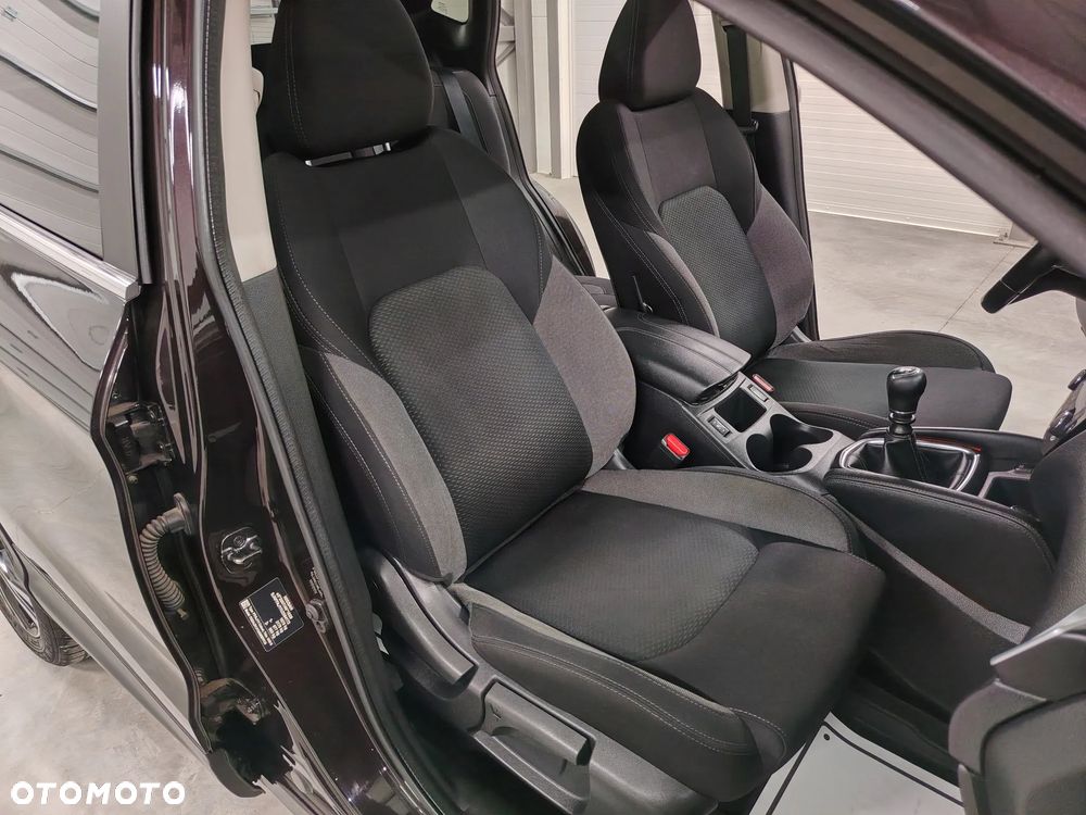 Nissan Qashqai - 29