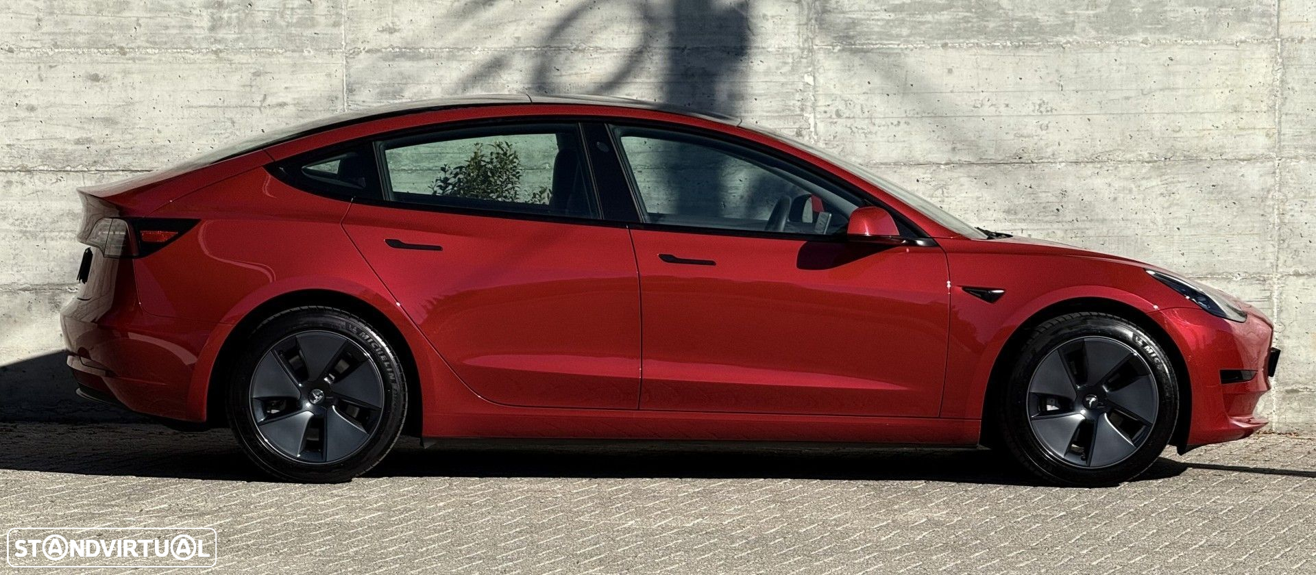 Tesla Model 3 - 7
