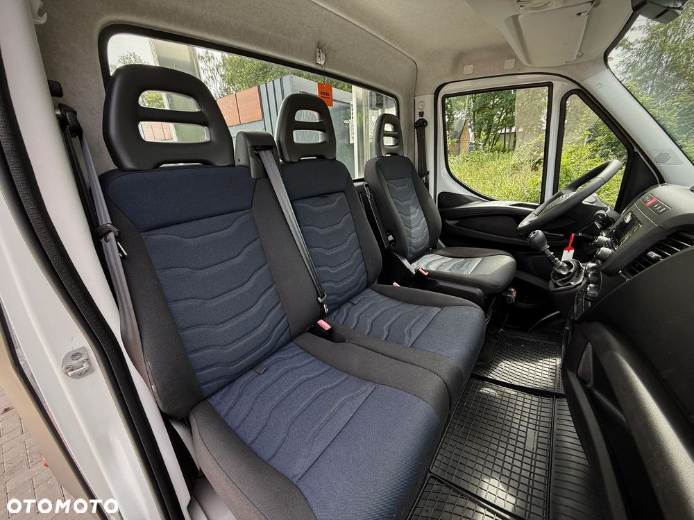 Iveco Daily 35S15 3.0 HPI 150KM / Autolaweta NOWY Najazd Aluminiowy / Wyciągarka + Poduszki Pneumatyczne / 2019 ROK PRODUKCJI / TYLKO 192.327KM PRZEBIEGU ! - 25