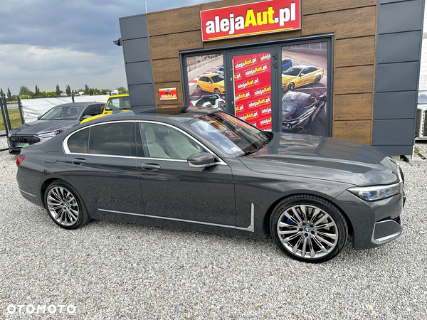 BMW Seria 7 740Ld xDrive sport