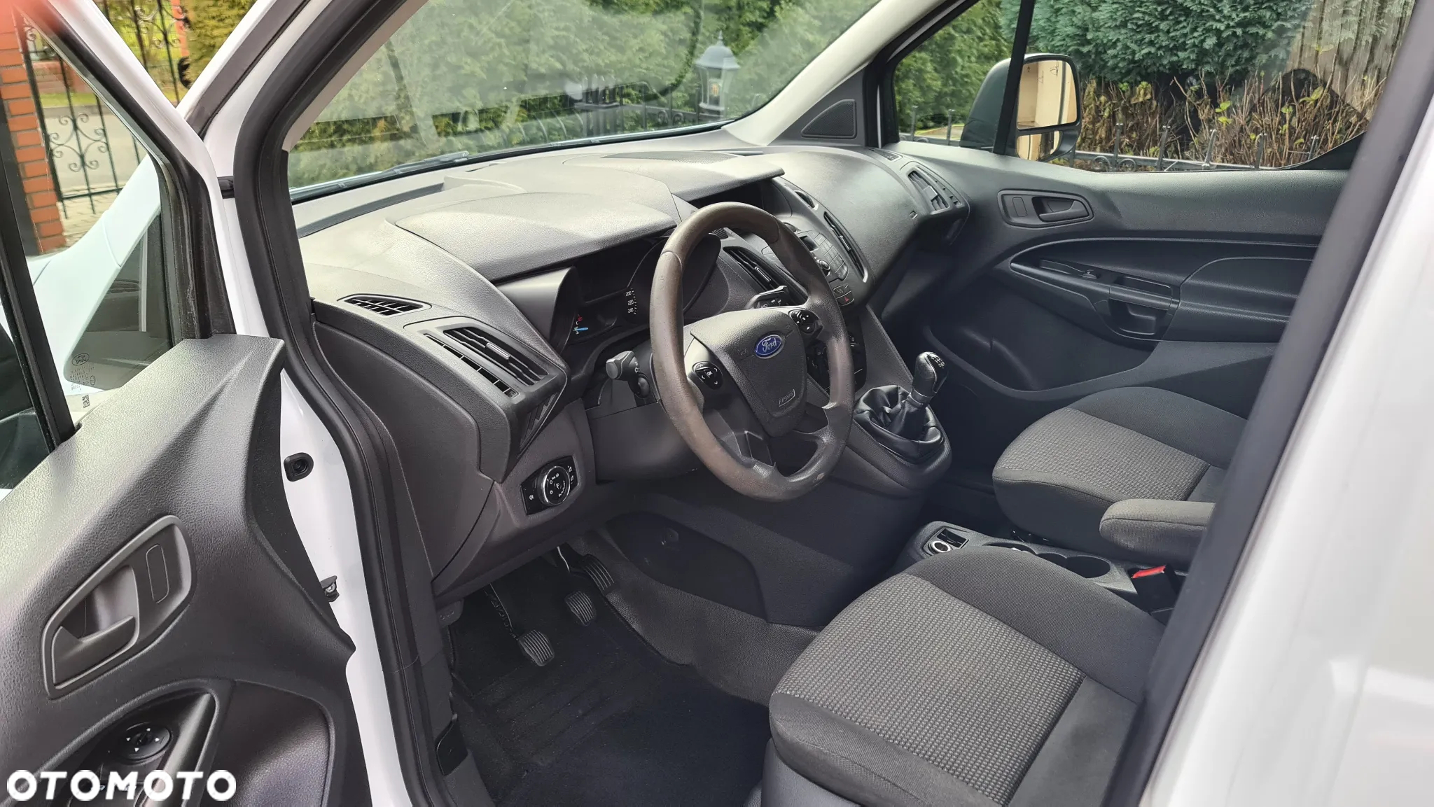 Ford TRANSIT CONNECT KLIMATYZACJA WEBASTO HAK PIĘKNY - 11