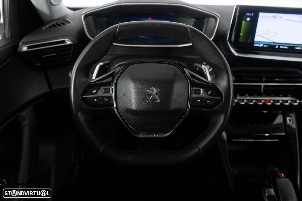 Peugeot 2008 1.5 BlueHDi Allure Pack EAT8 - 28