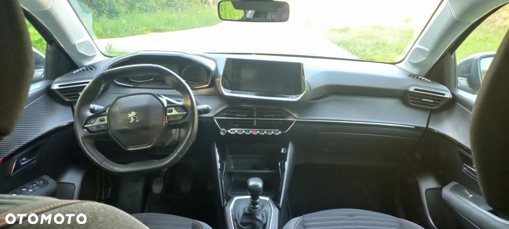 Peugeot 208 1.2 T Allure S&S - 14