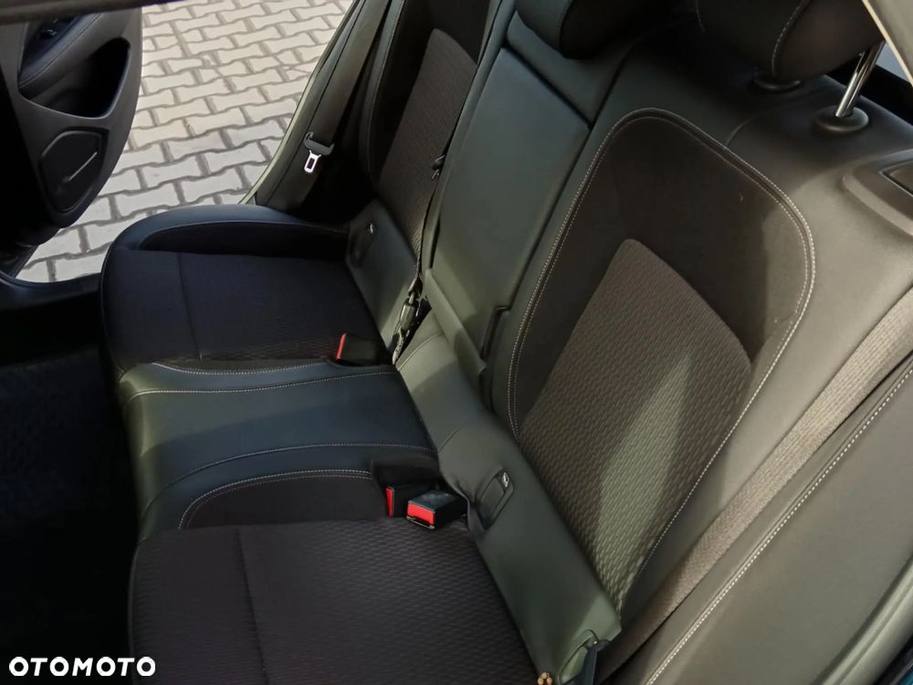 Opel Insignia 2.0 CDTI Innovation S&S - 10