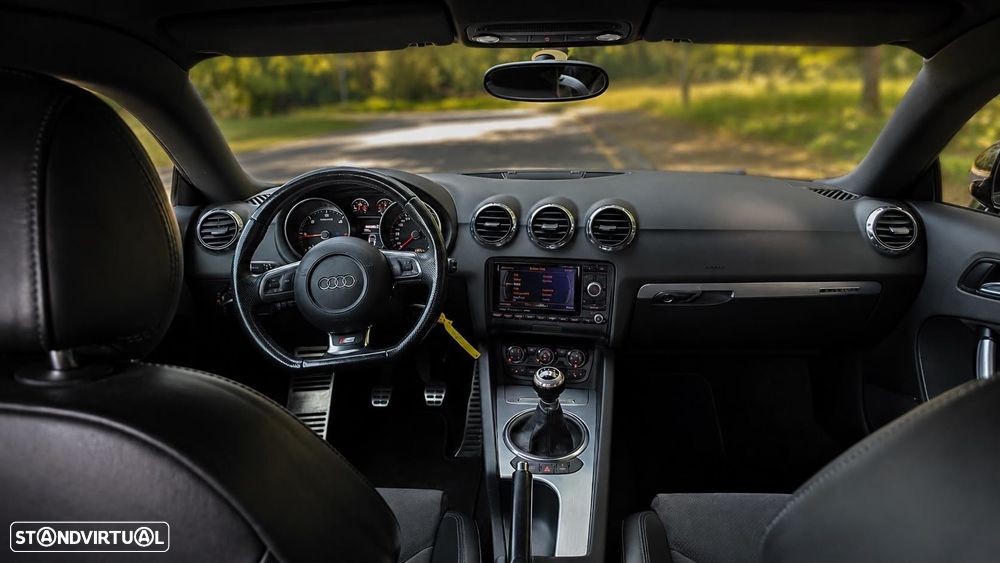 Audi TT Coupé 2.0 TDI quattro S-line - 24