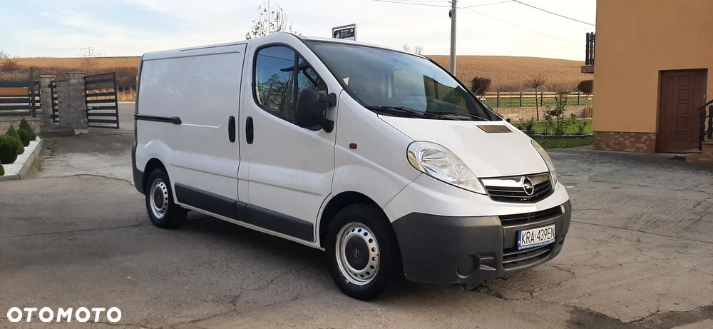 Opel Vivaro - 19